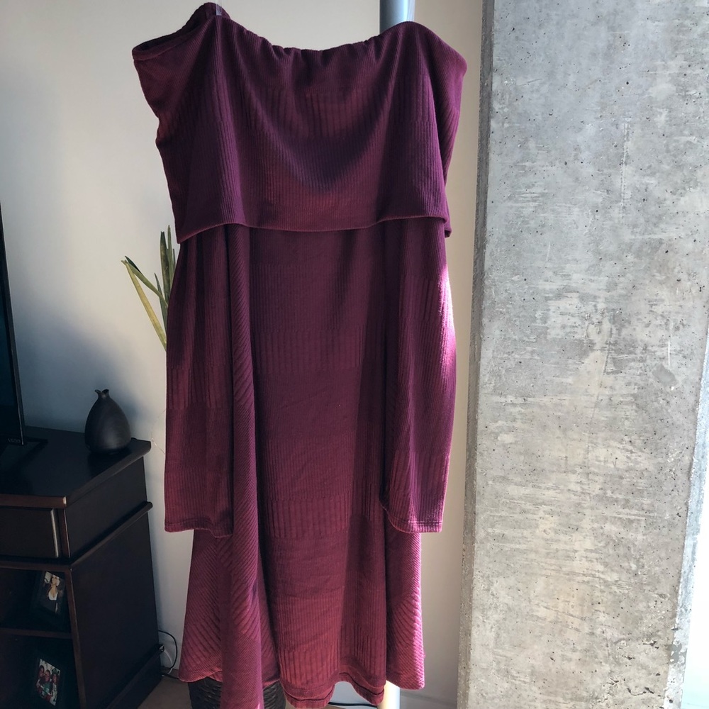 miami Kenley Off-The-Shoulder Knit Dress NWT